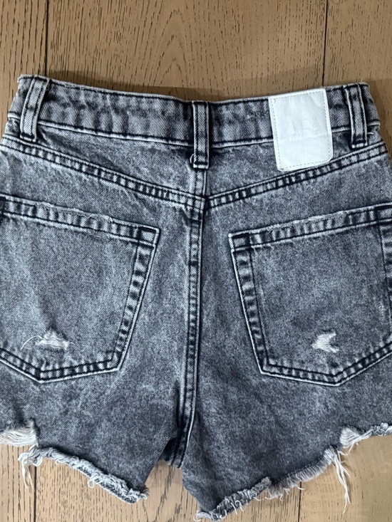 Zara Black Distressed Jean Shorts - Picture 7 of 10